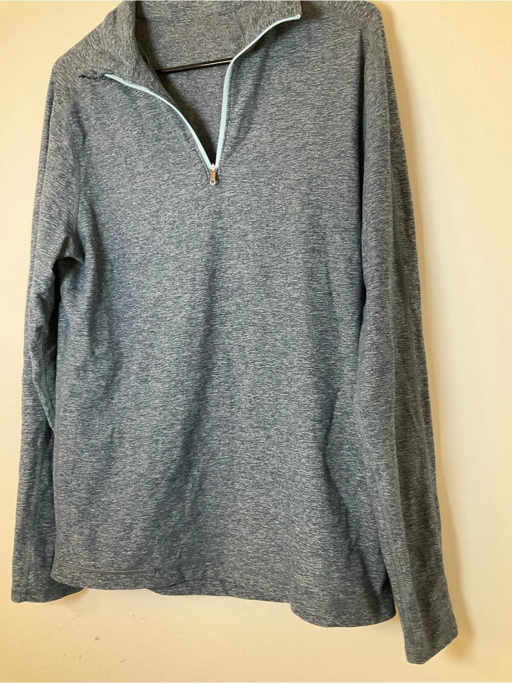 Lululemon Heathered Gray 1/4 Zip Pullover Long Sleeve Top